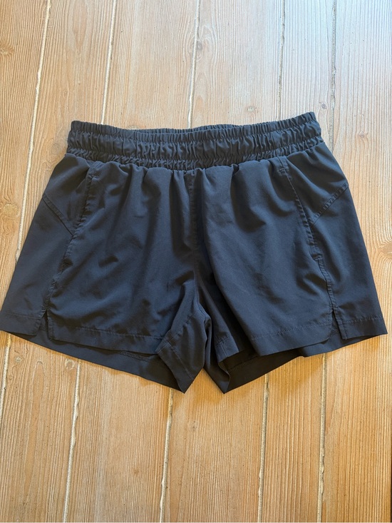 Zella Pants - Zella Black Athletic Pull-On Shorts